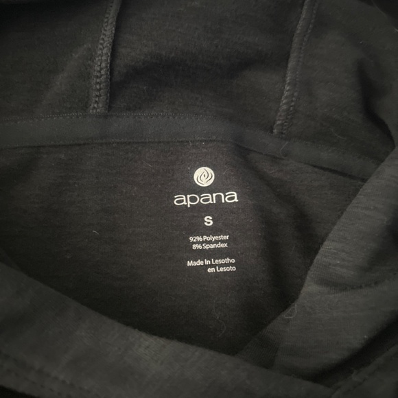 Light weight hooded pullover - Picture 2 of 2